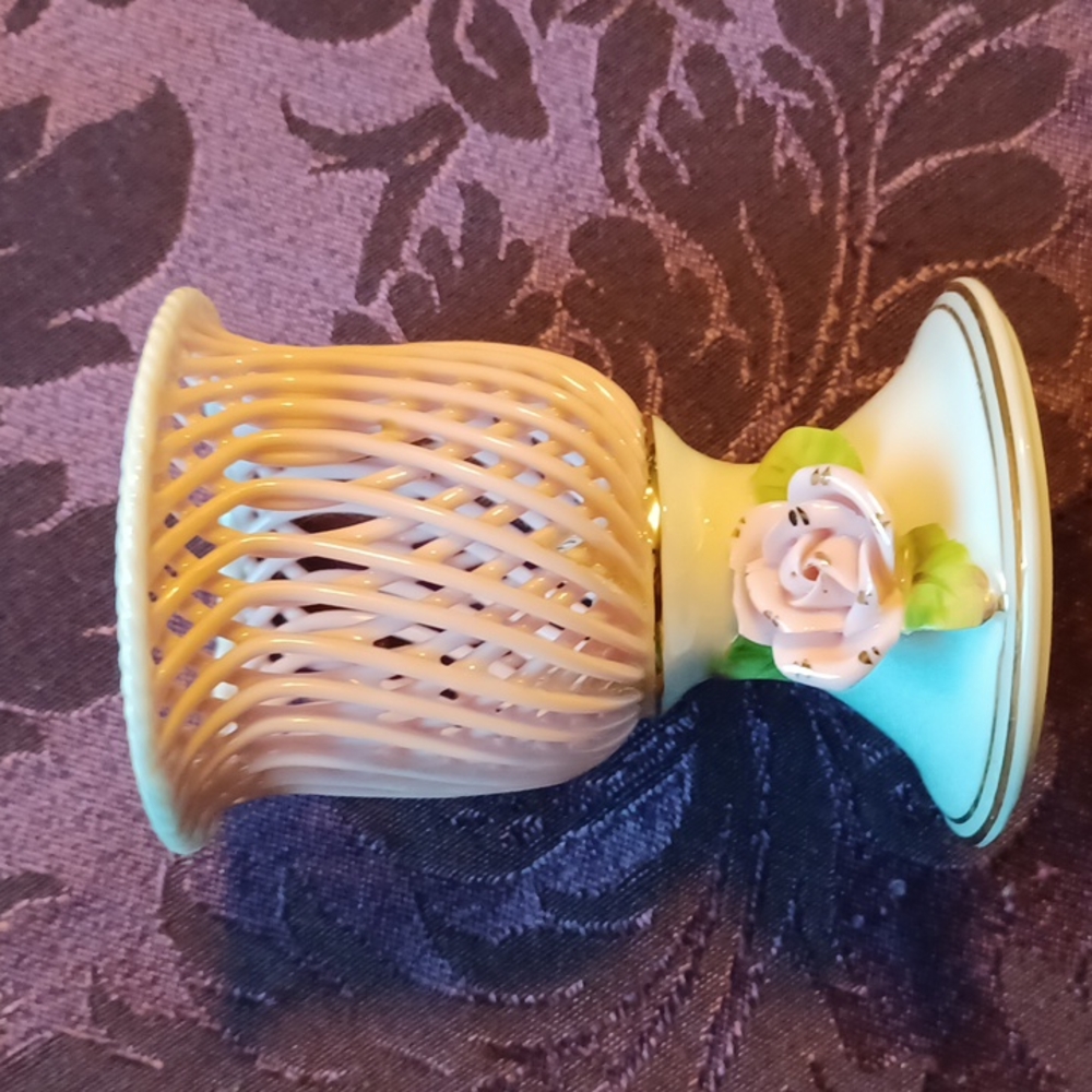 Vintage  Kasuga Ware Lattice Vase